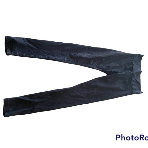 Three pairs of black leggings by Forever 21 - Picture 8 of 13